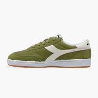 Diadora Field