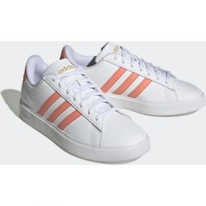 adidas Sportswear Sneaker "GRAND COURT CLOUDFOAM LIFESTYLE COURT COMFORT", Design auf den Spuren des adidas Superstar