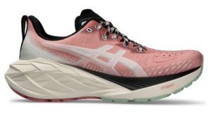 damen asics novablast 4 tr trailrunningschuh rosa beige