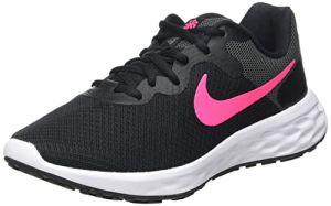 Nike Damen Revolution 6 Road Running Shoe