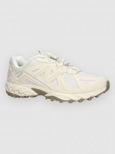 New Balance 610 Sneakers white