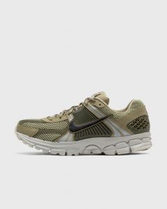 Nike ZOOM VOMERO 5 men Lowtop green in Größe:40,5