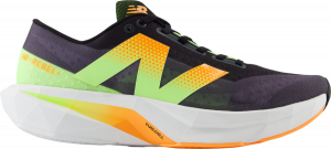 Laufschuhe New Balance FuelCell Rebel v4