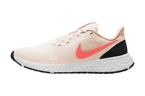 Nike Damen Revolution 5 Laufschuhe