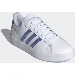 adidas Sportswear Sneaker "GRAND COURT CLOUDFOAM LIFESTYLE COURT COMFORT", Design auf den Spuren des adidas Superstar