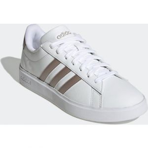 adidas Sportswear Sneaker "GRAND COURT CLOUDFOAM LIFESTYLE COURT COMFORT", Design auf den Spuren des adidas Superstar