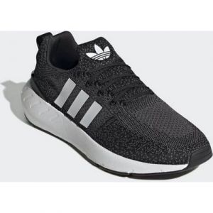 adidas Originals Swift Run 22 Sneaker