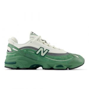 New Balance Unisex 1000 in Grün/Weiß