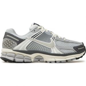 Sneakers Nike Zoom Vomero 5 FD9919 001 Grau