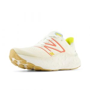 New Balance Damen Fresh Foam X More V4 Running Shoe