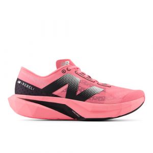 New Balance Herren FuelCell Rebel v4 in Rosa/Weiß/Schwarz