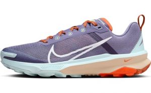 Nike Damen REACT TERRA Kiger 9 Laufschuh