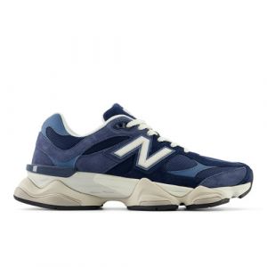 New Balance Unisex 9060 in Blau