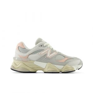 New Balance Kinder 9060 in Grau/Rosa