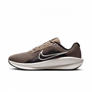 Nike Downshifter 13 Straßenlaufschuh für Damen - Braun