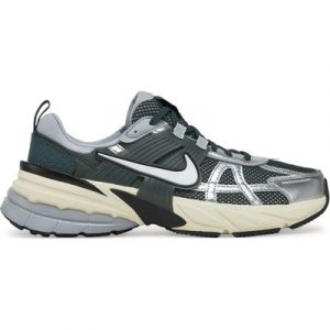 Sneakers Nike V2K Run HJ4497 300 Grün