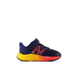 New Balance Kinder Fresh Foam Arishi v4 Bungee Lace with Top Strap in Blau/Rot/Gelb, Synthetic, Größe 25.5