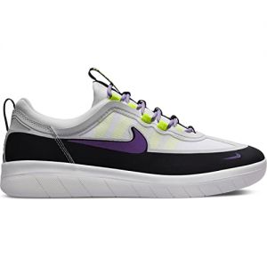 Nike SB Nyjah Free 2 Skateboard Schuhe für Herren (Numeric_44_Point_5)